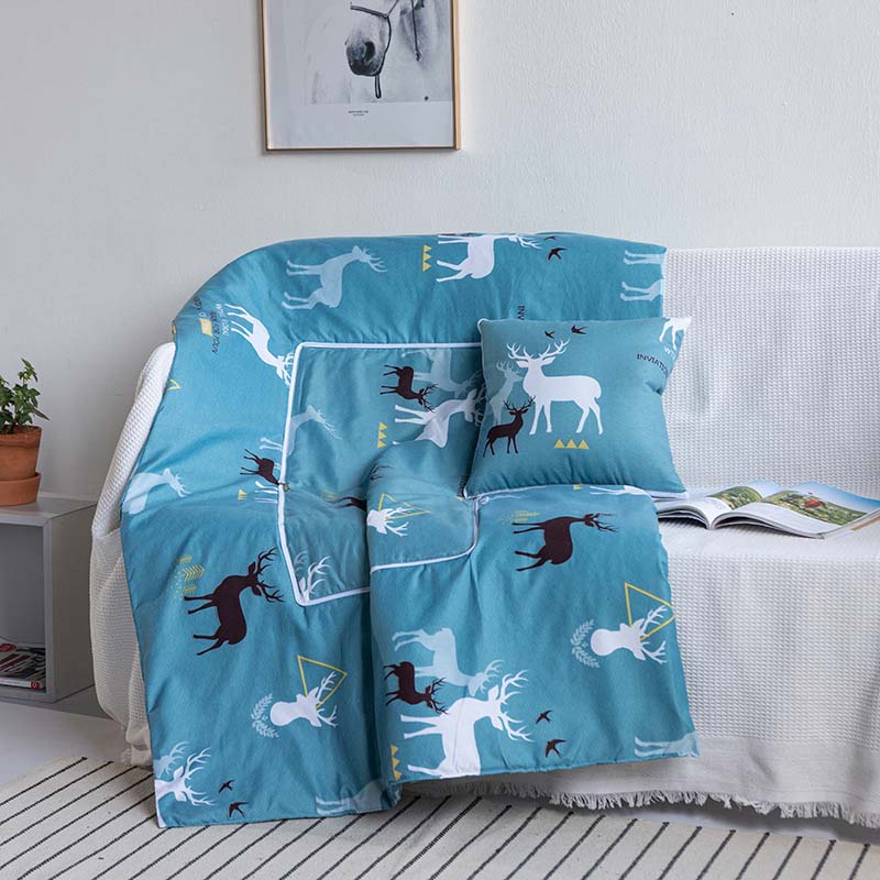 2-in-1 Stylish Soft Convertible Pillow Blanket