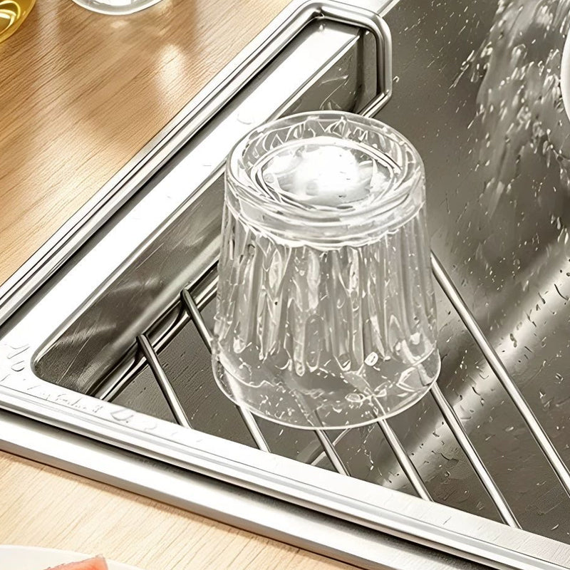 🧽 No More Slimy Sponges – Stainless Steel Corner Rack with Fast-Drain Tray. Keeps Counters Dry.